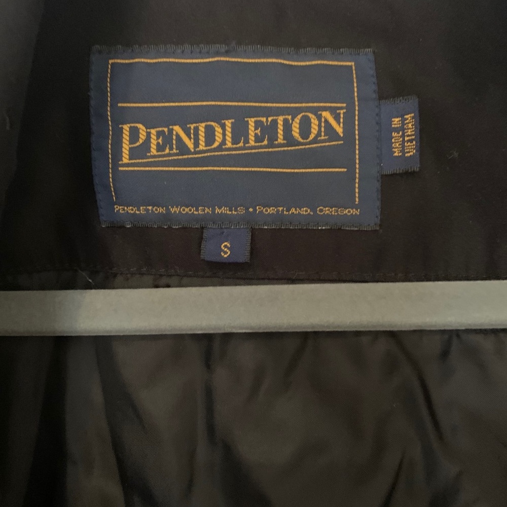 Pendleton Down Jacket - image 6